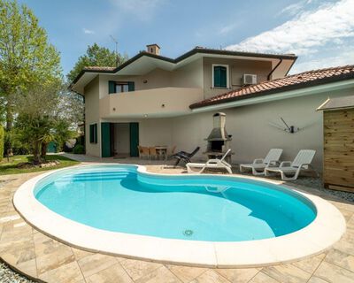 Lastminutepreise für alle neue Buchungen auf Villa Cara für die Monate Mai, Juni und Juli